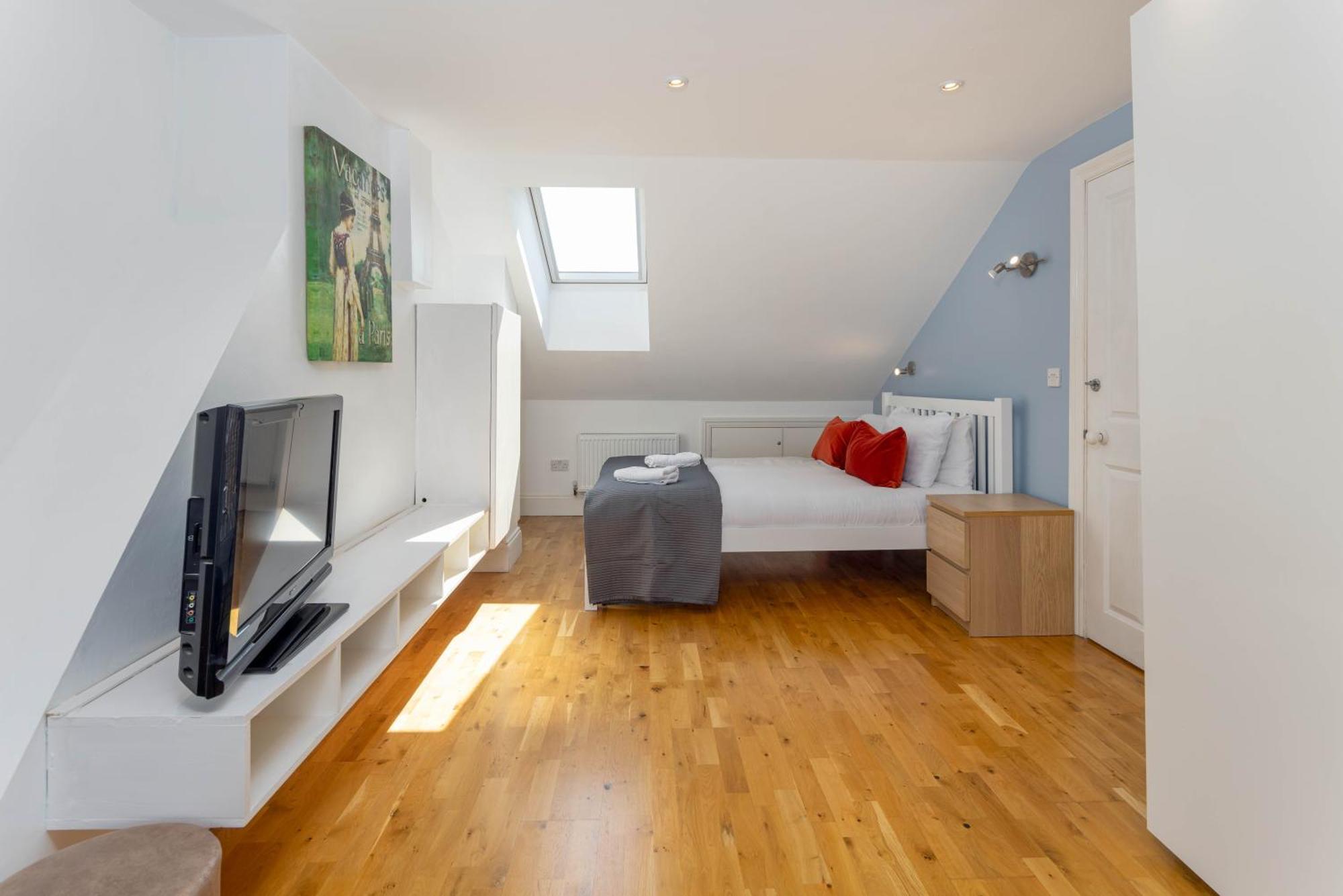 Air Host & Stay - Rockfield House - Sleeps 8 Liverpool Exterior foto